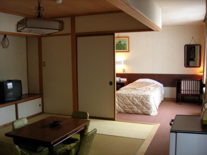Hotel Weisser Hof Happei Hakuba Buitenkant foto